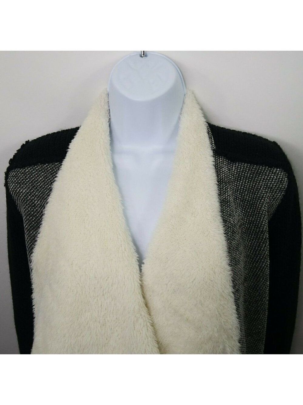 Skies Are Blue Womens Size XS Open Front Faux Fur Mixed Media Knit Cardigan - Picture 2 of 7